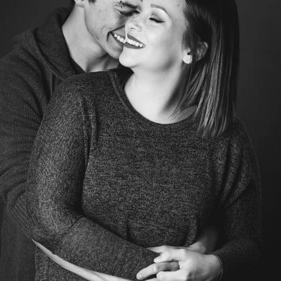 Meet your Posher, Taylor - Picture 1 of 1